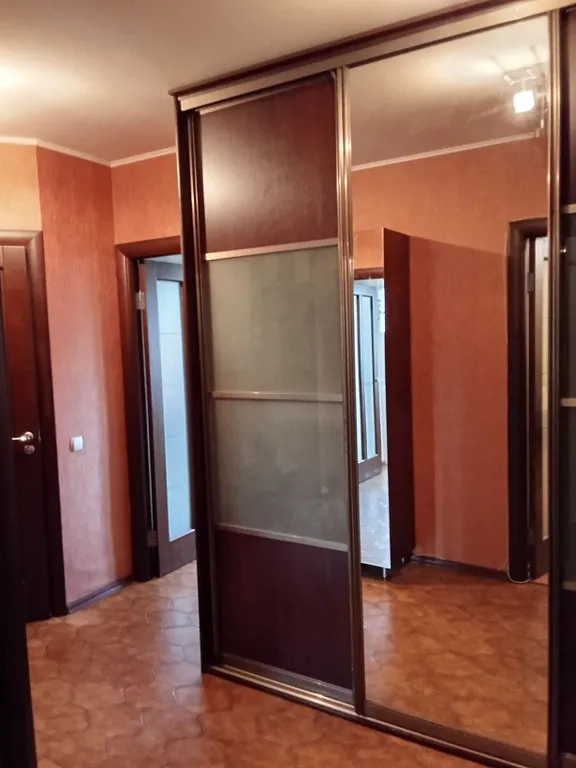 Квартира однокомнатная на улице Державина, 50 м², Великий Новгород — фото 16