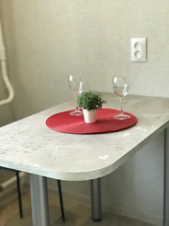 Квартира двухкомнатная в микрорайоне 2-й, 52 м², Кстово — кухня, фото 3