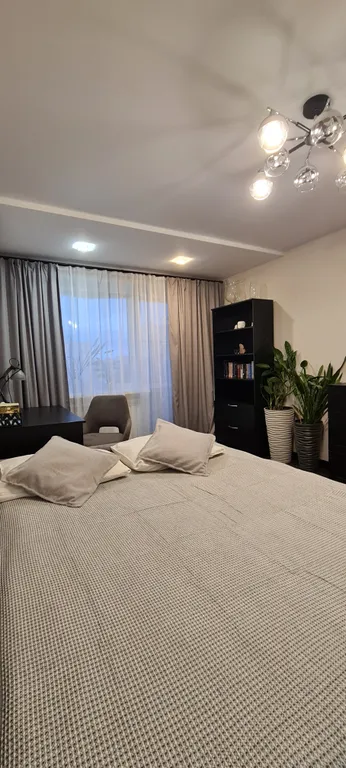 Квартира однокомнатная на улице Металлистове, 30 м², Псков — спальня, фото 5