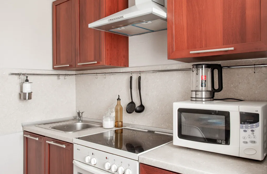 Квартира однокомнатная в Центральном, 38 м², Красноярск — кухня, фото 5