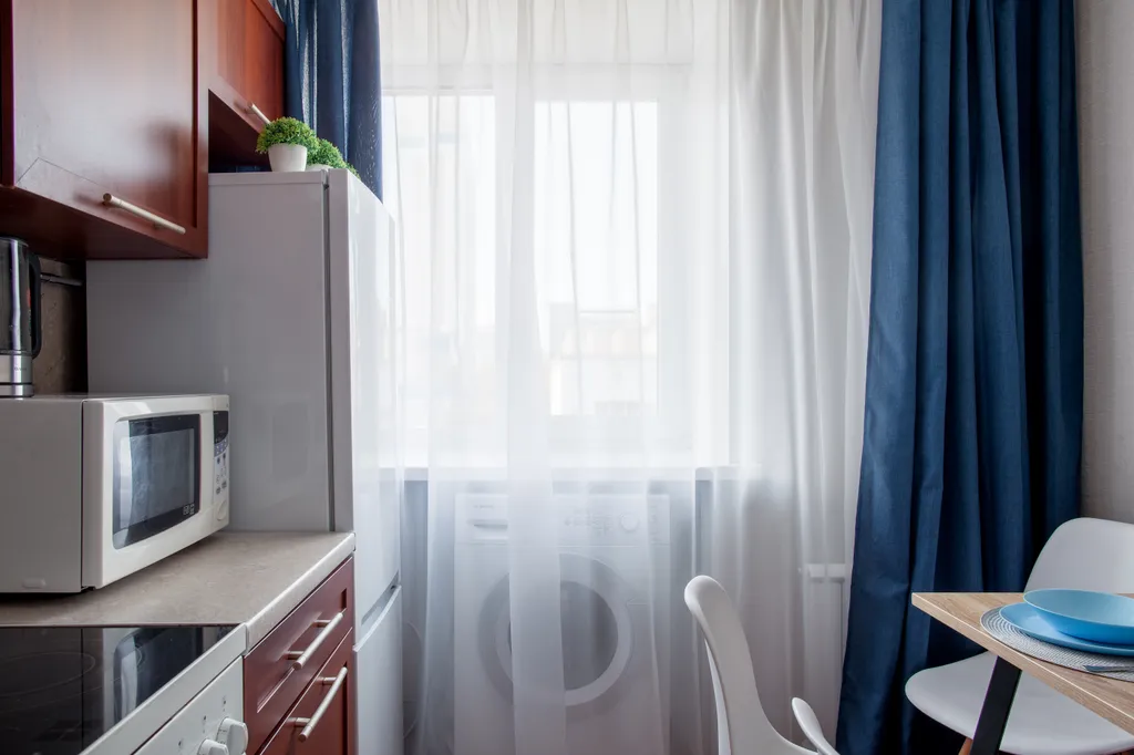 Квартира однокомнатная в Центральном, 38 м², Красноярск — кухня, фото 4