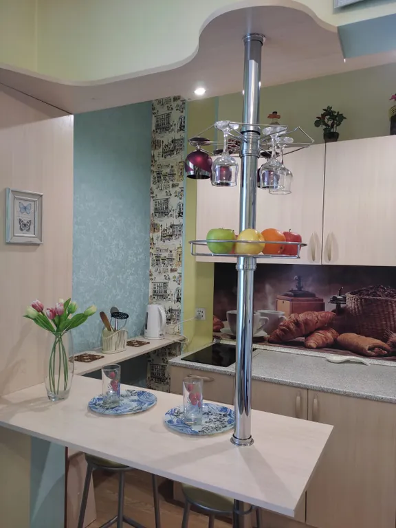Студия однокомнатная в Свердловском, 36 м², Иркутск — кухня, фото 3