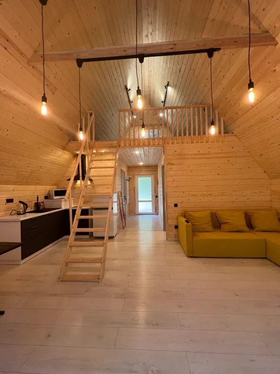 Дом коттедж