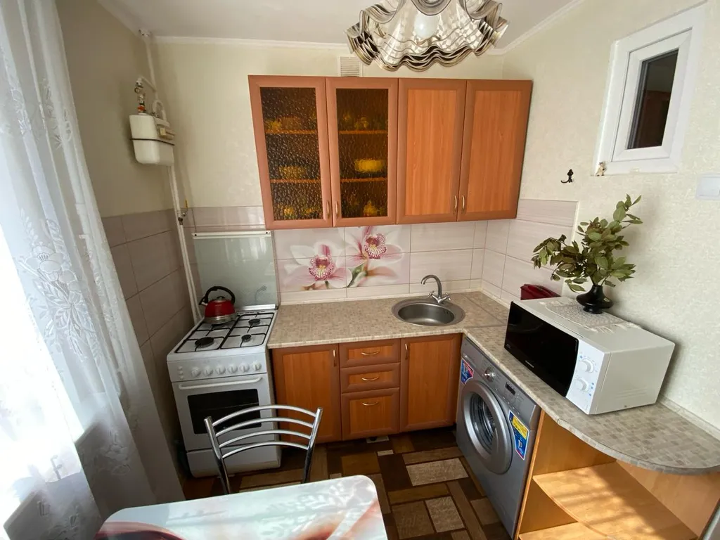 Квартира однокомнатная в Гагаринском, 36 м², Севастополь — кухня, фото 2