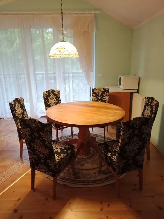 Квартира трёхкомнатная на улице Ленина, 70 м², Светлогорск — кухня, фото 4