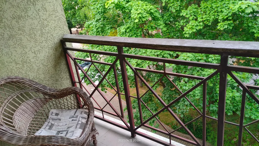 Квартира трёхкомнатная на улице Ленина, 70 м², Светлогорск — вид из окна