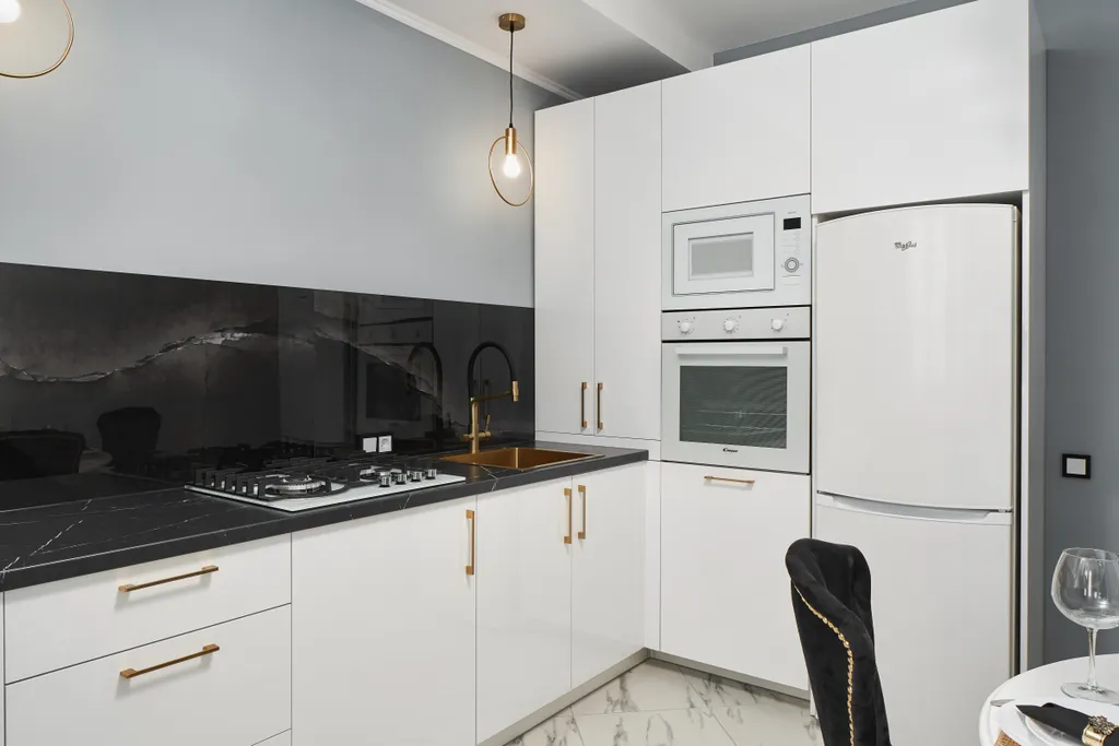 Квартира двухкомнатная на улице Солнечной, 55 м², Зеленоградск — фото 16