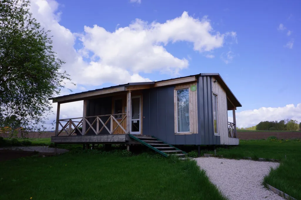 Дом на четверых у поля №11