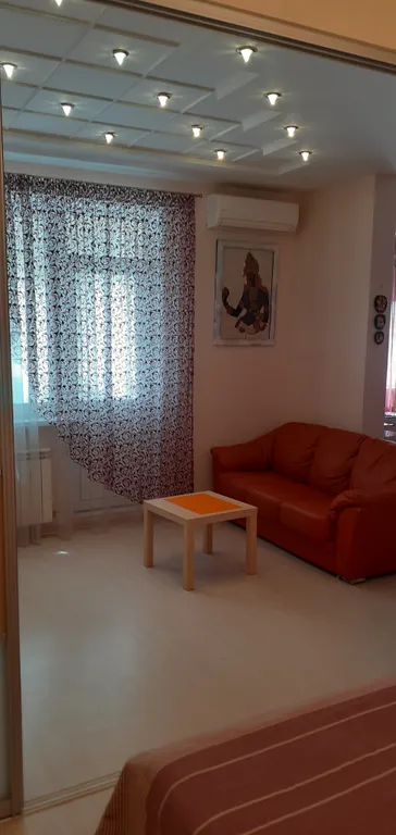 Квартира однокомнатная у Горьковской, в Кузнечихе, 44 м², Нижний Новгород — спальня, фото 4