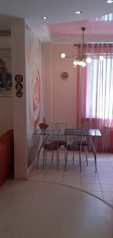 Квартира однокомнатная у Горьковской, в Кузнечихе, 44 м², Нижний Новгород — кухня, фото 4