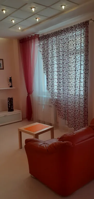 Квартира однокомнатная у Горьковской, в Кузнечихе, 44 м², Нижний Новгород — спальня, фото 3