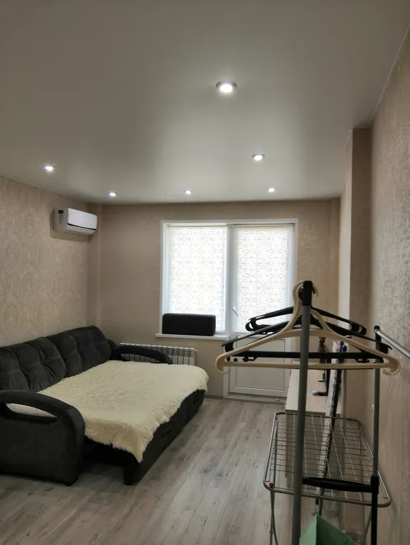 Студия однокомнатная в Дзержинском, 30 м², Волгоград — спальня, фото 2