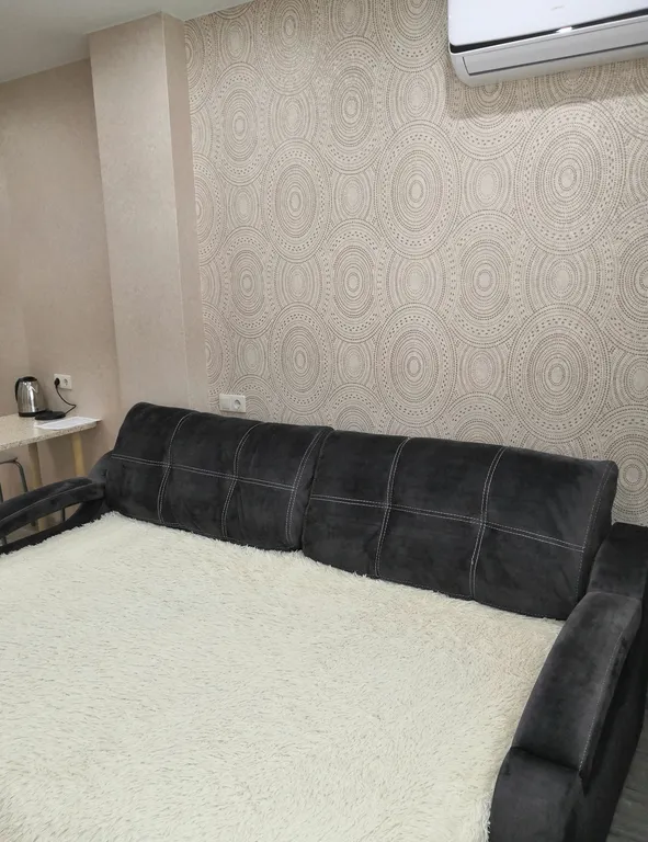 Студия однокомнатная в Дзержинском, 30 м², Волгоград — спальня, фото 4