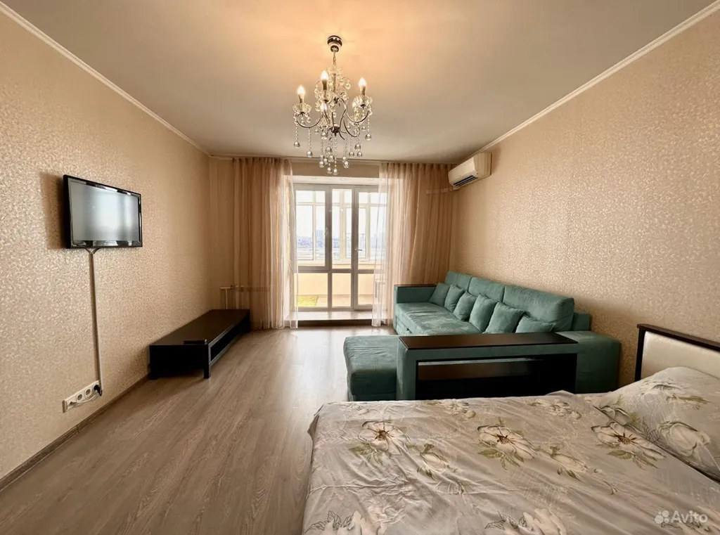 Квартира однокомнатная в Ново-Савиновском, 53 м², Казань — спальня, фото 2