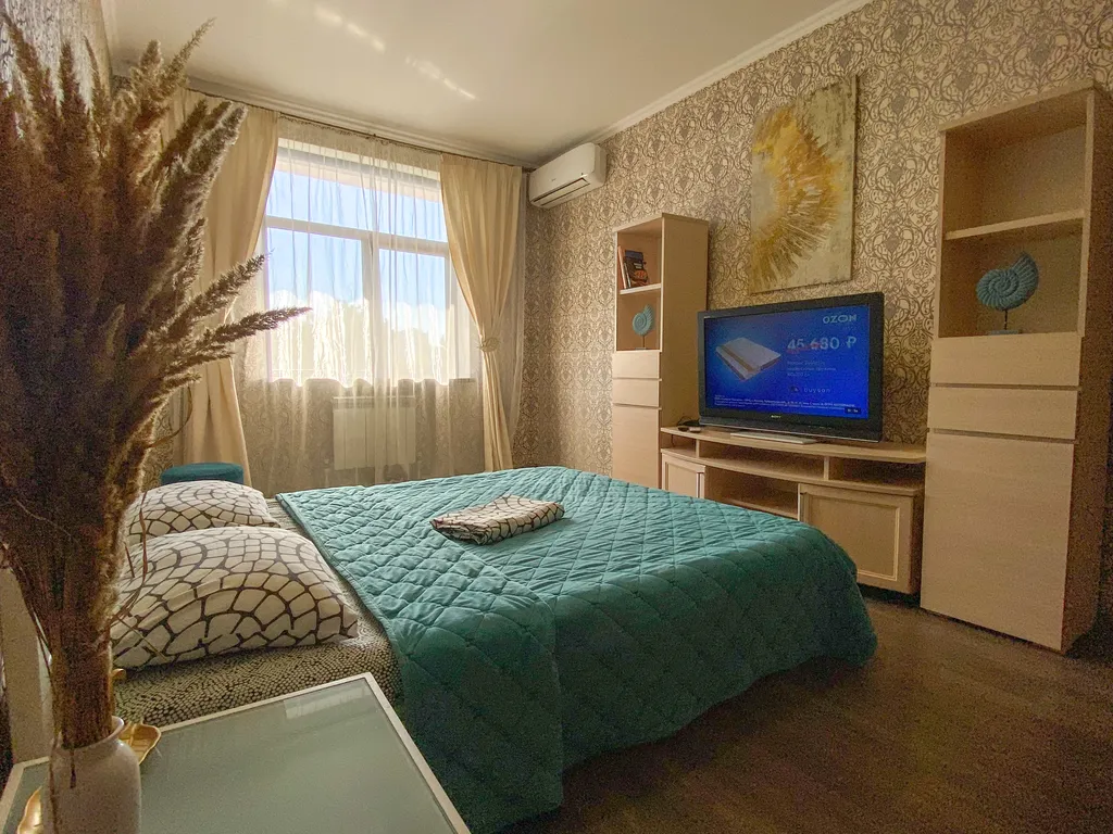 Квартира трёхкомнатная на улице Островского, 85 м², Геленджик — фото 18