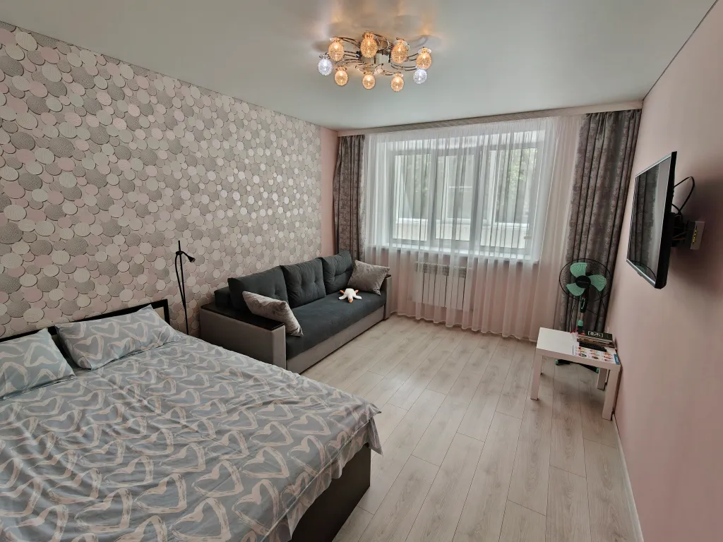 Квартира однокомнатная на улице Мире, 36 м², Арзамас — спальня, фото 2