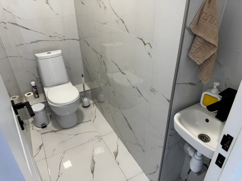 Коттедж 15-местный в Приволжском, 236 м², Казань — ванная комната, фото 4