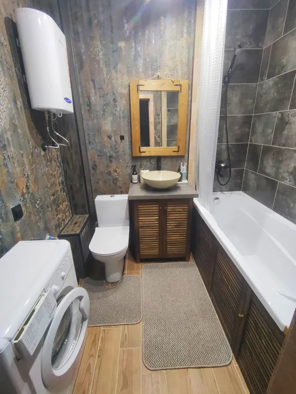 Студия однокомнатная в Октябрьском, 28 м², Новосибирск — ванная комната