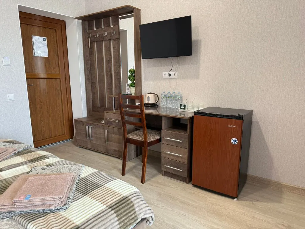 Четырёхместный полулюкс с панорамным видом на море