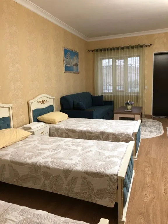 Номер Люкс на берегу реки Сулак с видом на горы Сулакского каньона — общий вид