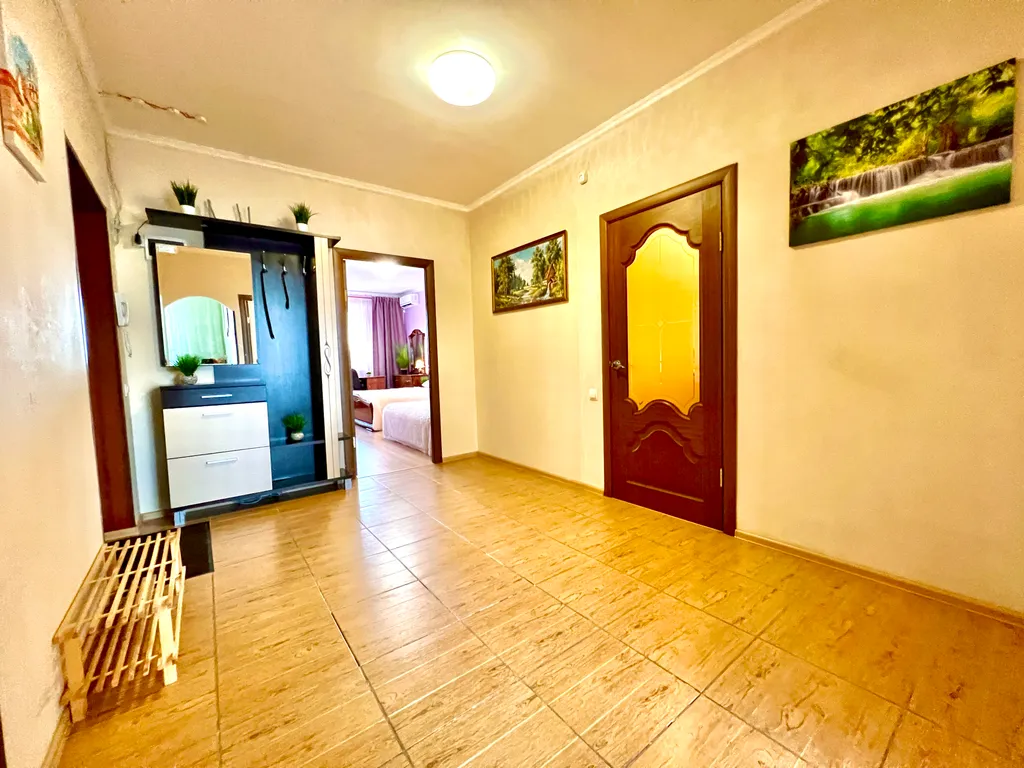 Квартира двухкомнатная в Октябрьском, 84 м², Самара — фото 20