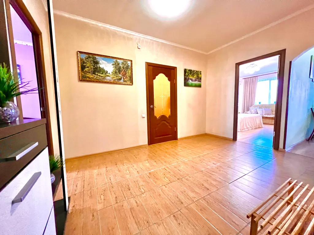Квартира двухкомнатная в Октябрьском, 84 м², Самара — фото 21