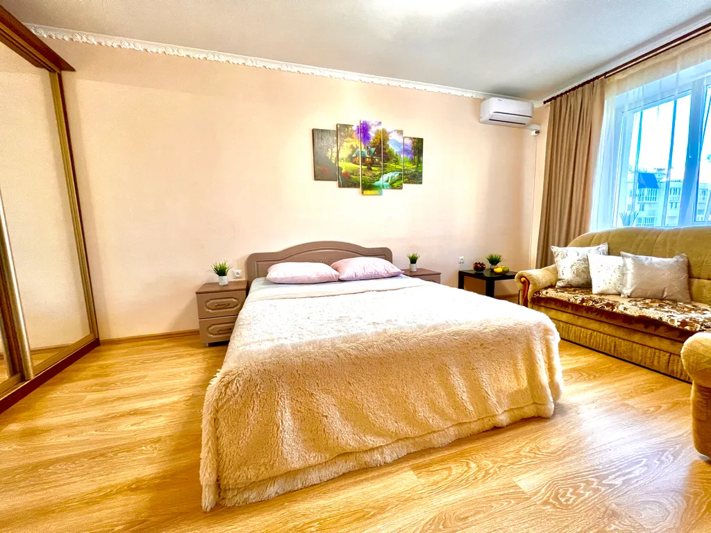 Квартира двухкомнатная в Октябрьском, 84 м², Самара — фото 24