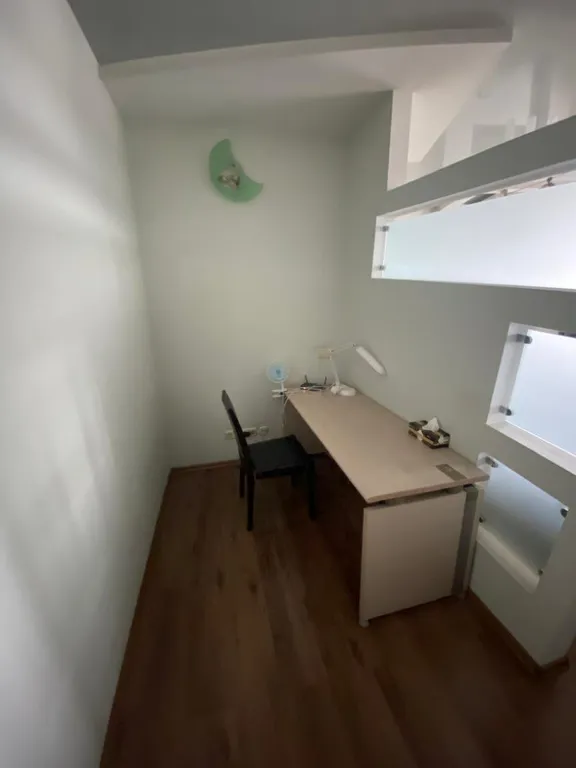 Квартира двухкомнатная в Фрунзенском, 72 м², Владивосток — фото 12