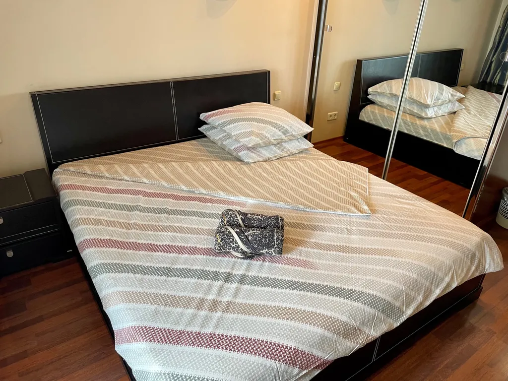 Квартира двухкомнатная в Фрунзенском, 72 м², Владивосток — фото 19