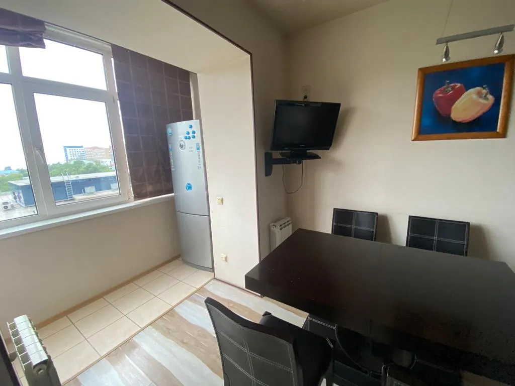 Квартира двухкомнатная в Фрунзенском, 72 м², Владивосток — фото 32