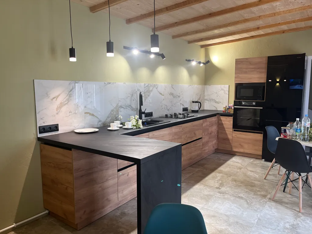 Дом в пригороде Евпатории с.Уютное