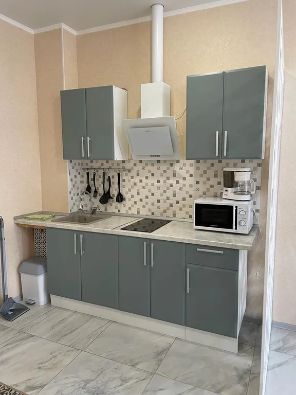Студия однокомнатная на улице Гоголи, 31 м², Геленджик — кухня, фото 2