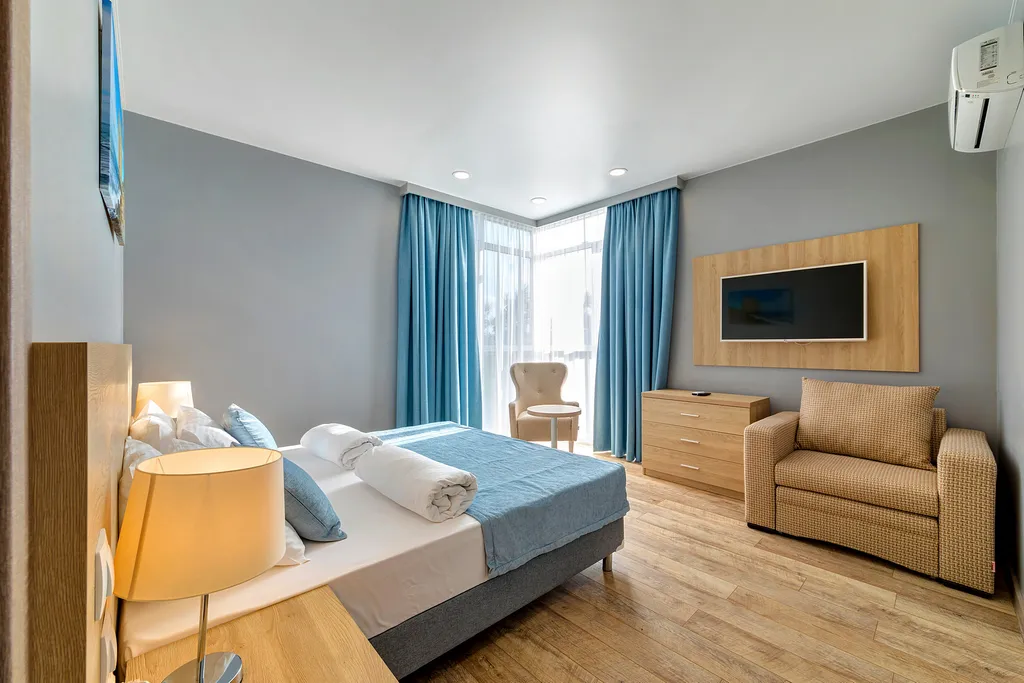 Апартаменты двухкомнатные на улице Туристической, 67 м², Геленджик — фото 12