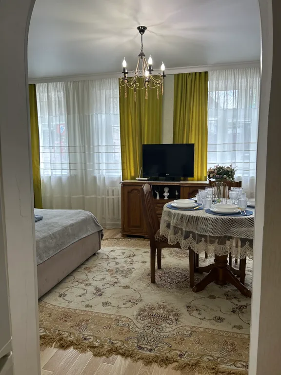 Квартира двухкомнатная на улице Берёзовской, 54 м², Кисловодск — спальня
