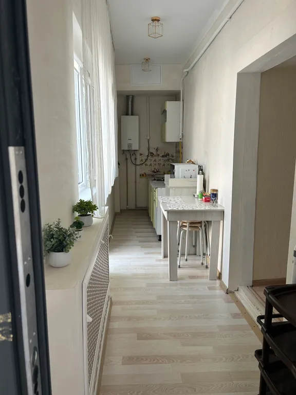 Квартира двухкомнатная на улице Берёзовской, 54 м², Кисловодск — кухня, фото 2