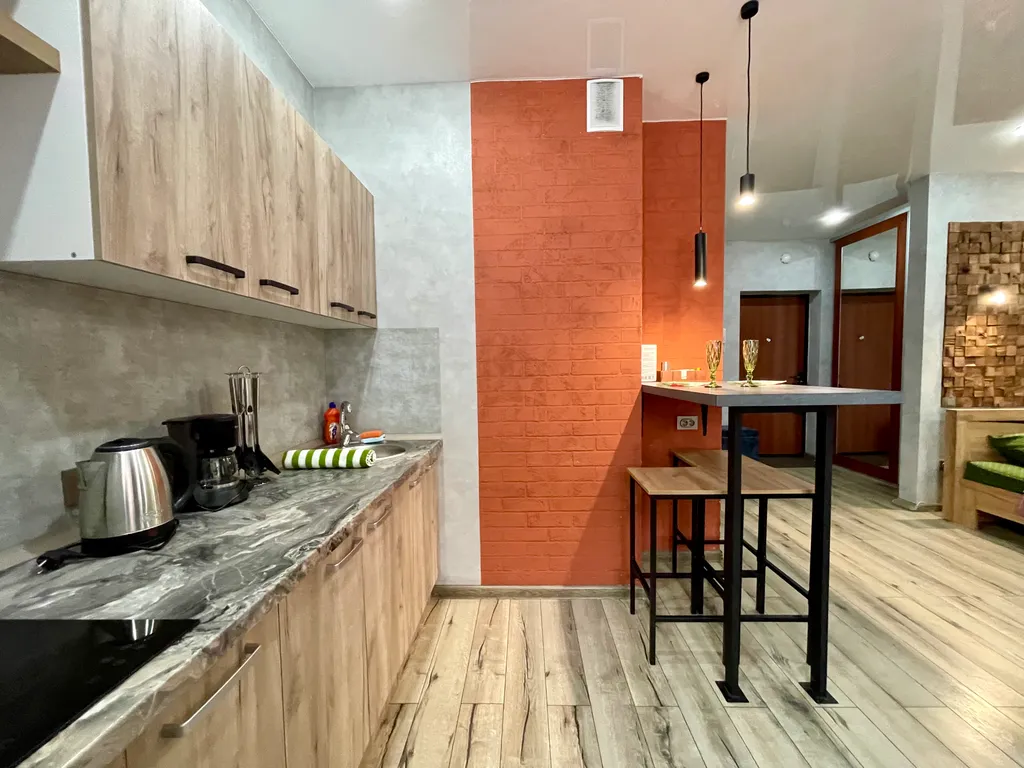 Современная студия в 130 квартале, центре города с джакузи