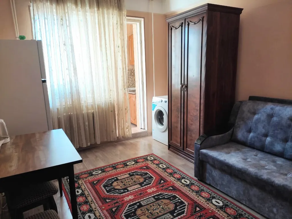 Квартира двухкомнатная в Ленинском, 45 м², Махачкала — спальня, фото 5