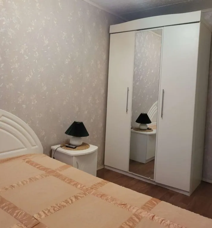 Квартира двухкомнатная на улице Гайдаре, 43 м², Дзержинск — спальня, фото 6