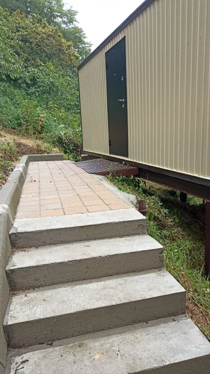 Летний домик с террассой