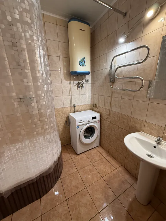 Квартира двухкомнатная на улице Фридриха Энгельса, 60 м², Петрозаводск — фото 8