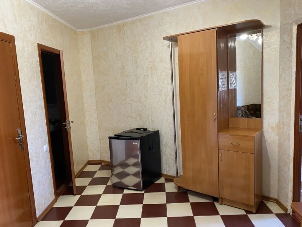 Четырёхместный номер family economy — вид из окна