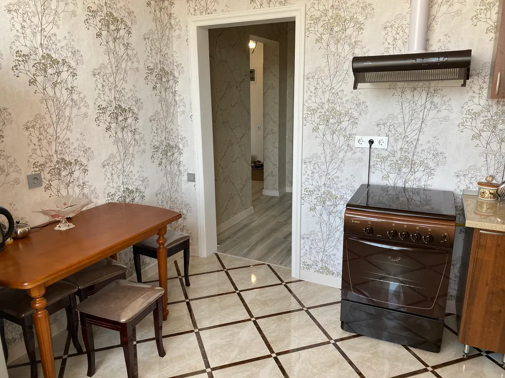 Квартира двухкомнатная на улице Кавказкой, 63 м², Каспийск — фото 10