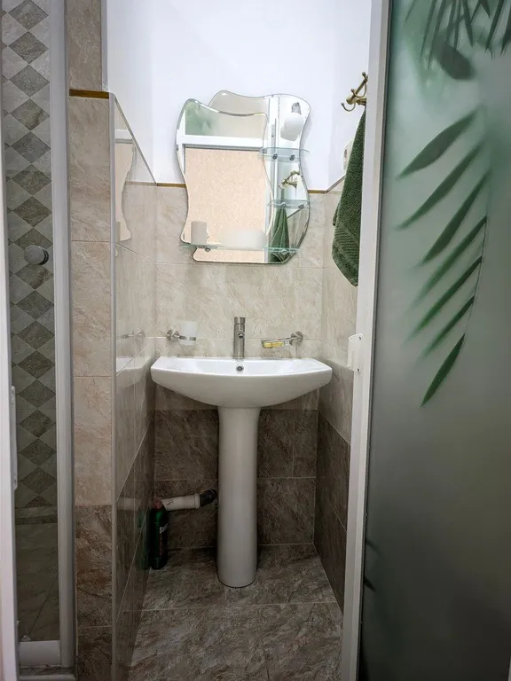 Дом 3-местный на улице Садовой, 15 м², Орджоникидзе — фото 7