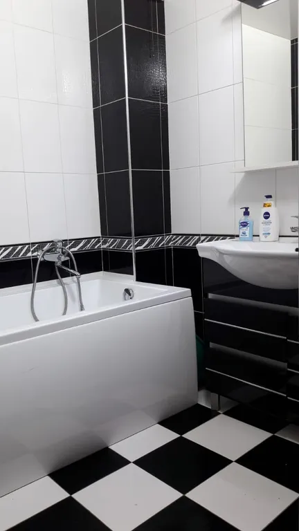 Квартира однокомнатная в переулке Крупском, 42 м², Каменск-Шахтинский — ванная комната, фото 2