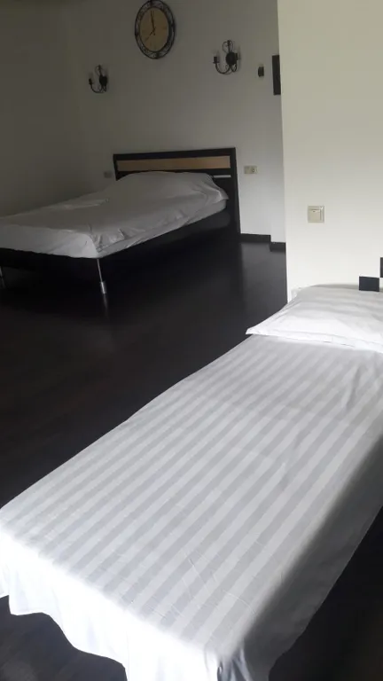 Квартира однокомнатная в переулке Крупском, 42 м², Каменск-Шахтинский — спальня, фото 4