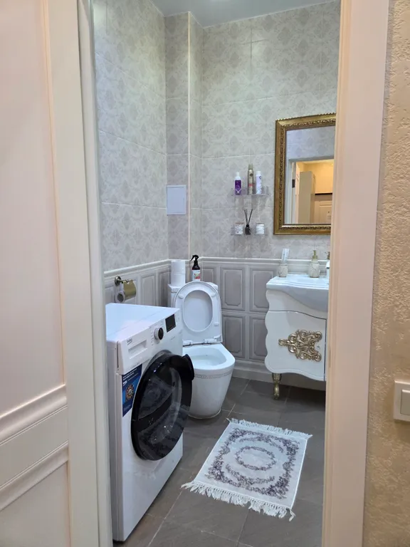 Апартаменты двухкомнатные на улице Железноводской, 70 м², Минеральные Воды — ванная комната, фото 4
