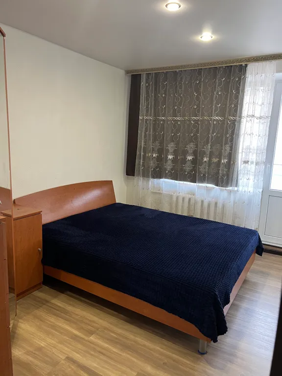 Квартира трёхкомнатная на улице Ворошилова, 62 м², Каменск-Шахтинский — фото 14