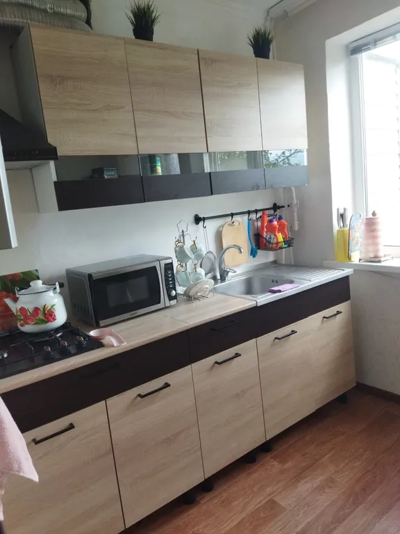 Квартира двухкомнатная, 42 м², Дубки — кухня, фото 2
