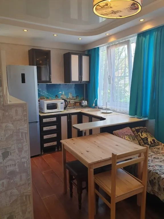 Семейный номер студия в центре — Hosta place, фото 2 из 5