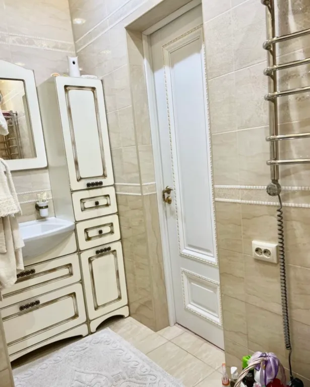 Квартира двухкомнатная на улице Ленина, 70 м², Каспийск — фото 9